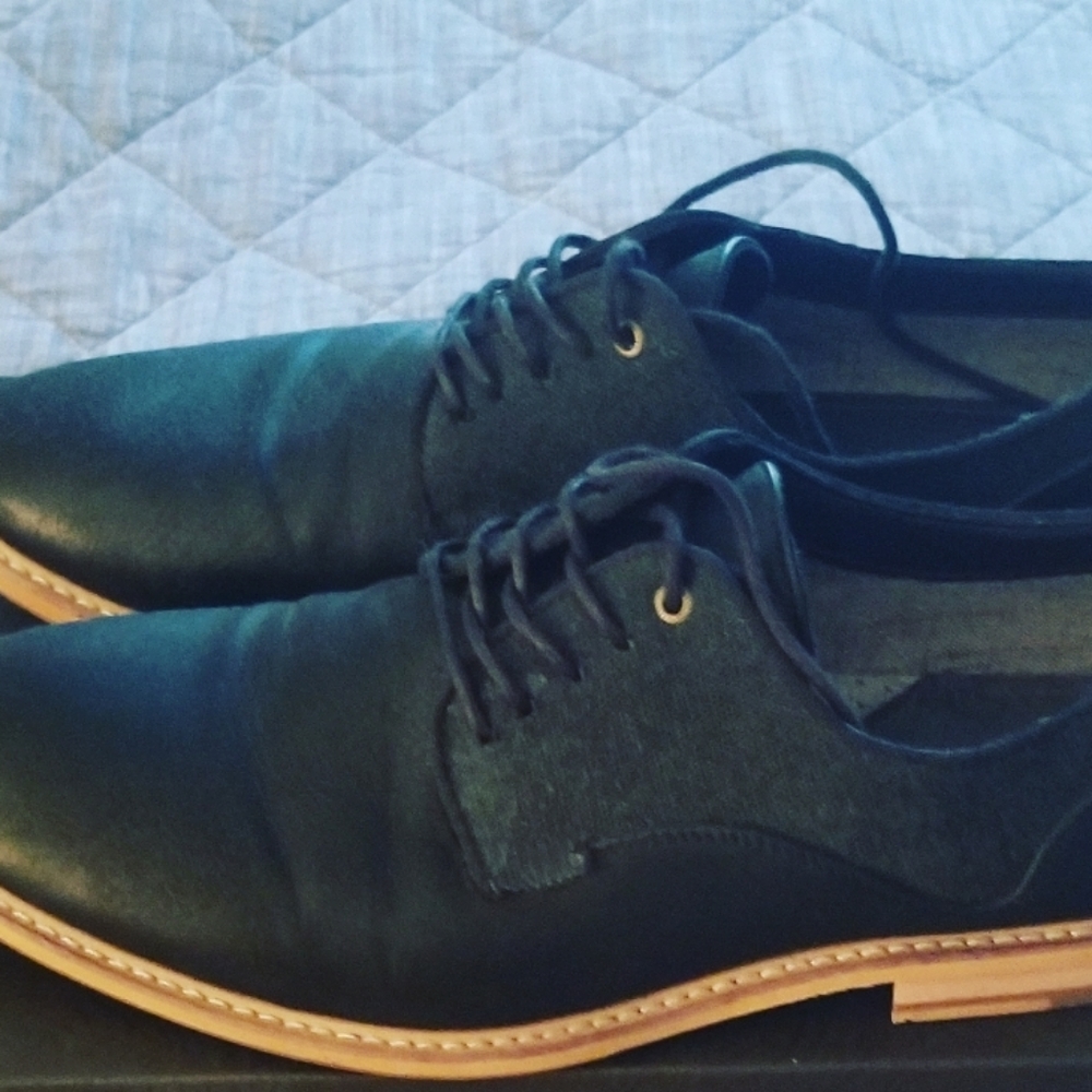 Mens shoes